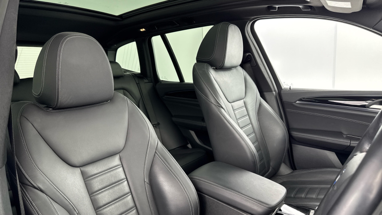 BMW X3 210kW Premier Edition 80kWh 5dr Auto Electric Estate